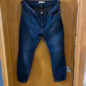 Women’s Blue Jeans